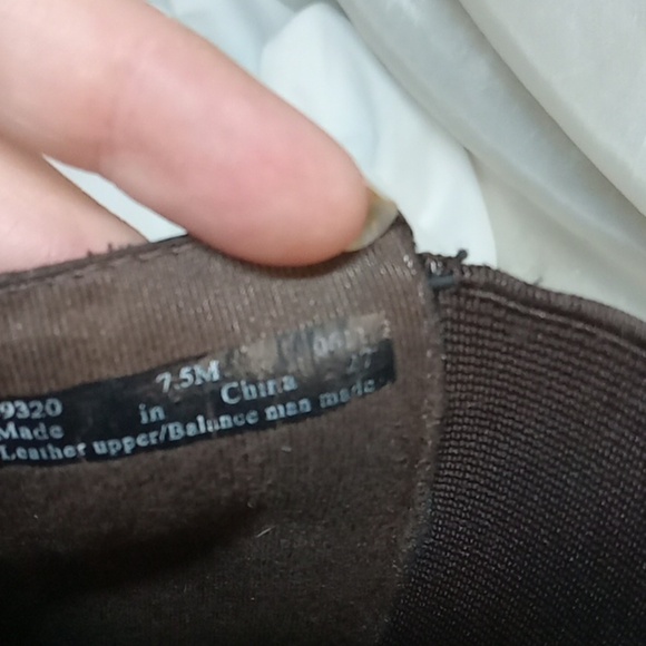 Clarks brown buckled ankle boots size 7.5 - Picture 6 of 8